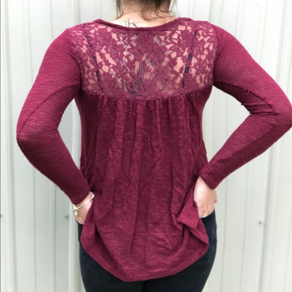 Maroon American Eagle Knitted Top